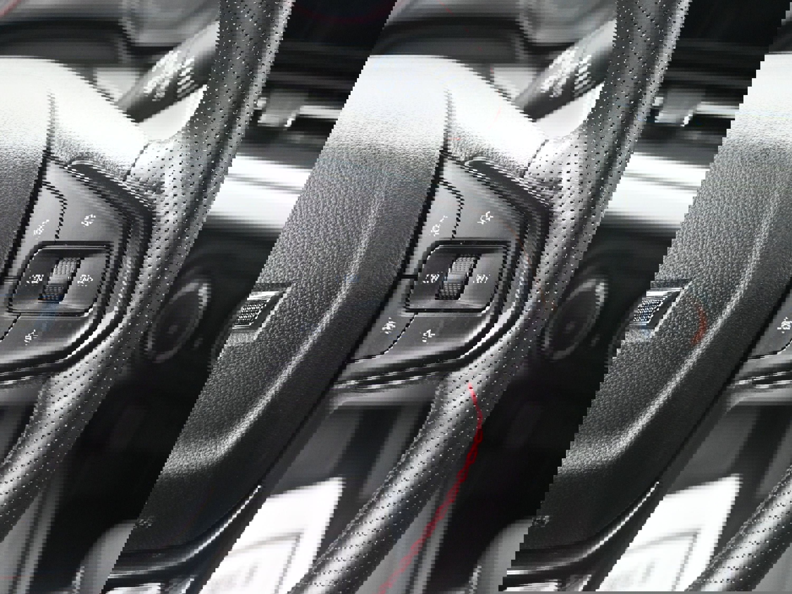 Certified 2024 Chevrolet Trax RS w/ Driver Confidence Package image 12