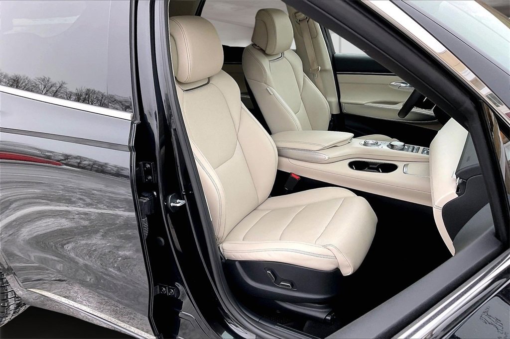 Used 2023 Genesis GV70 2.5T Select w/ Select Package image 27