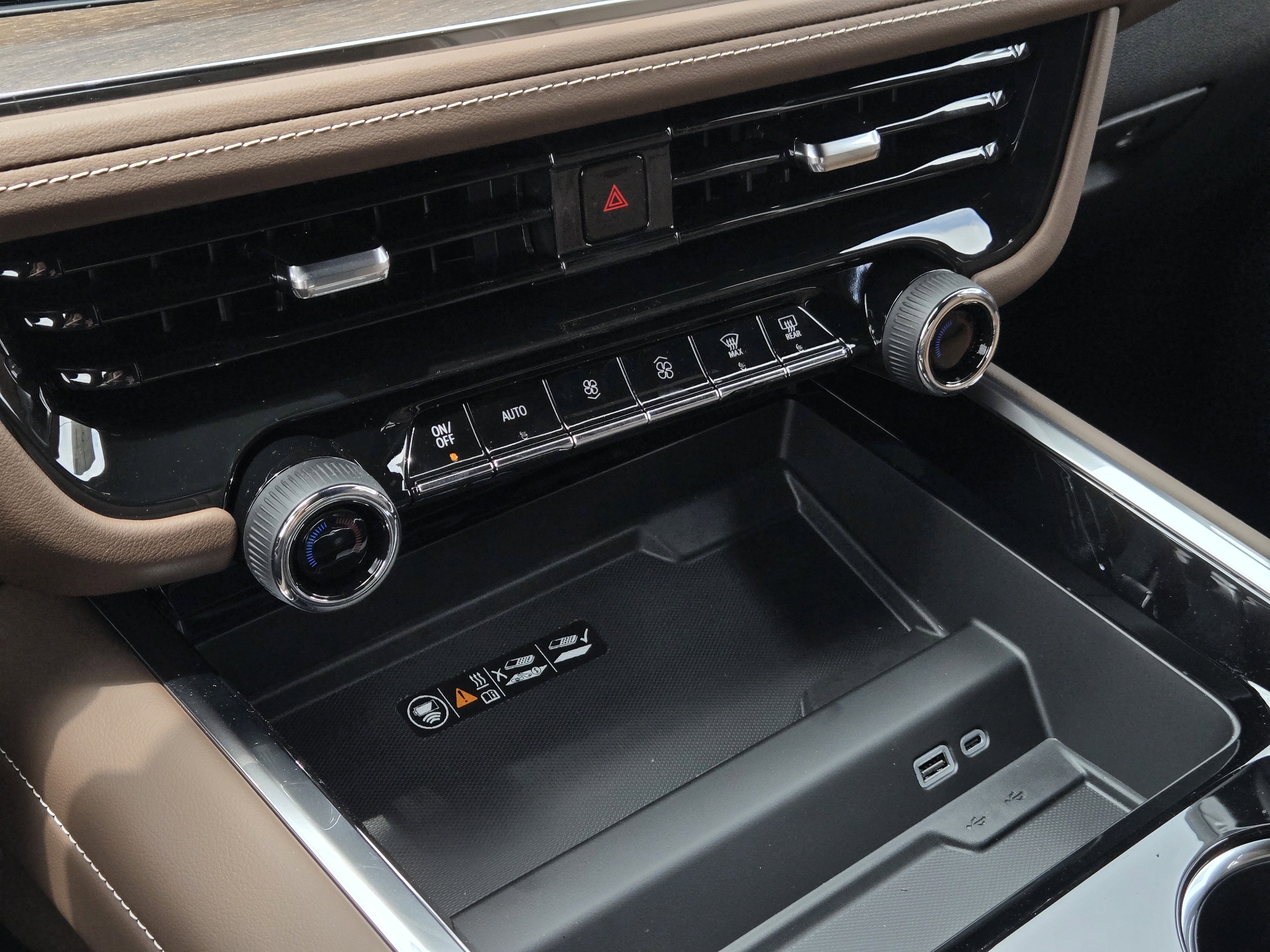 New 2026 Chevrolet Tahoe High Country AWD/4WD image 13