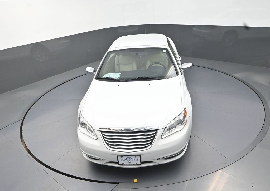 Used 2011 Chrysler 200 Limited FWD image 15