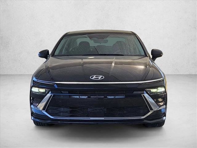 Used 2024 Hyundai Sonata SEL FWD image 2