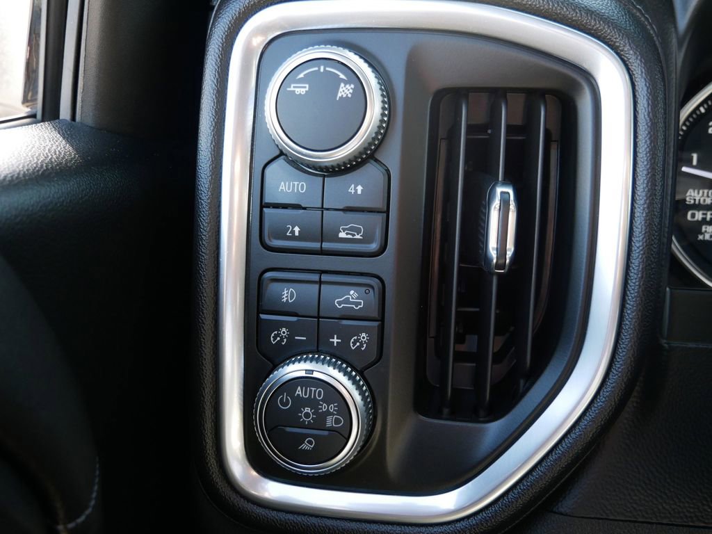 Used 2019 GMC Sierra 1500 SLT AWD/4WD image 28