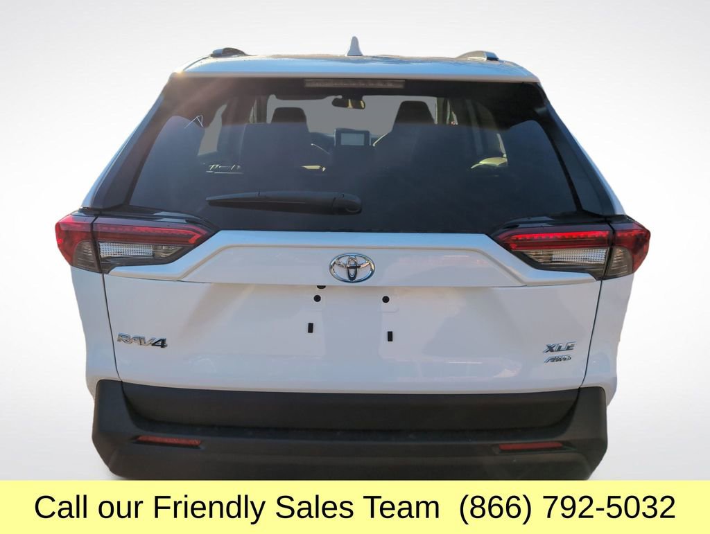 New 2025 Toyota RAV4 XLE w/ Convenience Package image 4