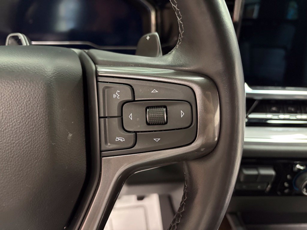 Used 2024 Chevrolet Silverado 1500 High Country AWD/4WD image 14
