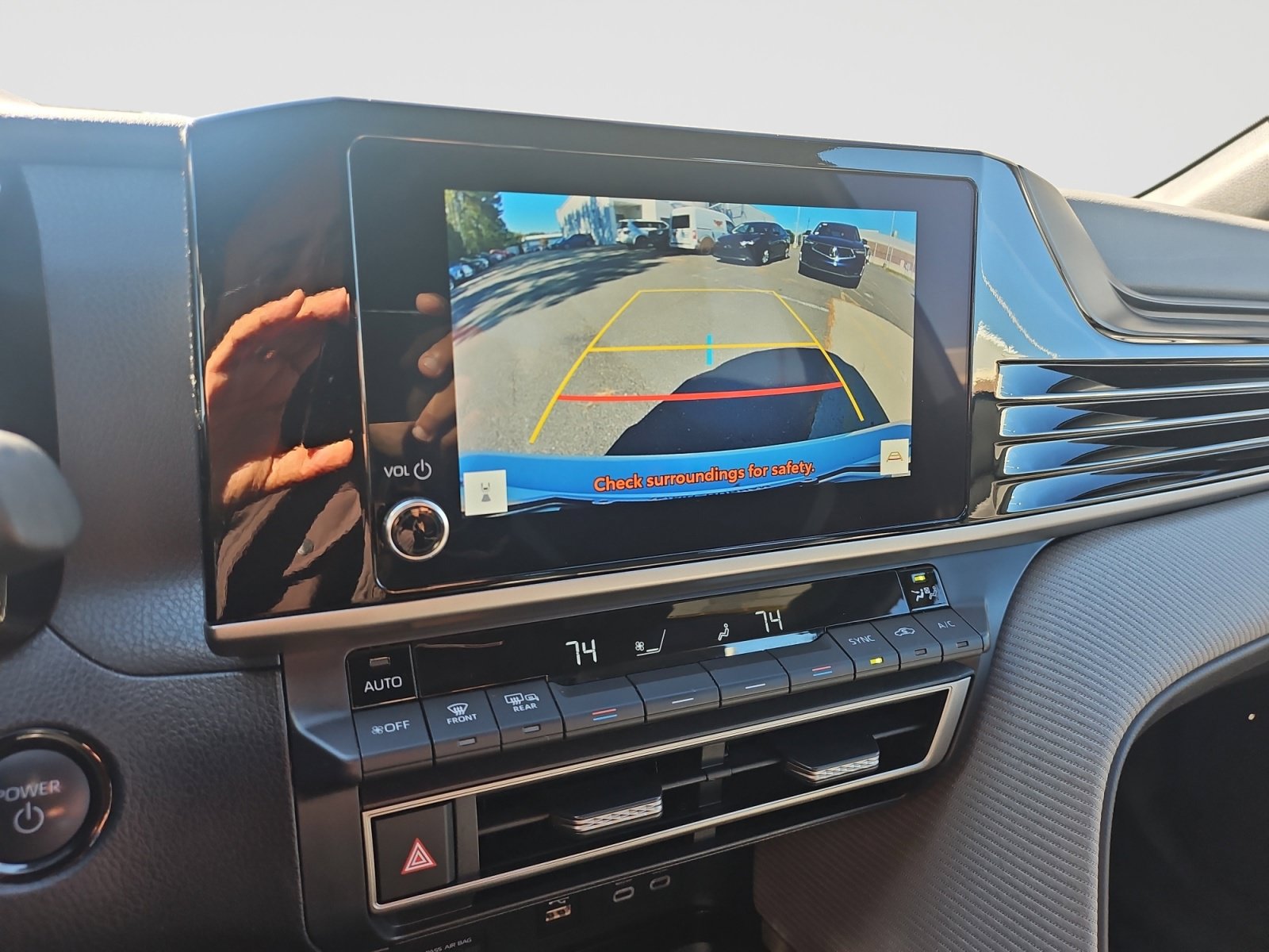 Used 2025 Toyota Camry SE FWD image 28