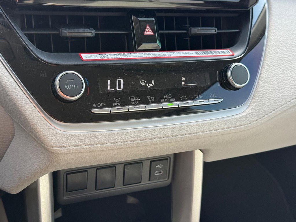 Certified 2025 Toyota Corolla Cross LE image 18