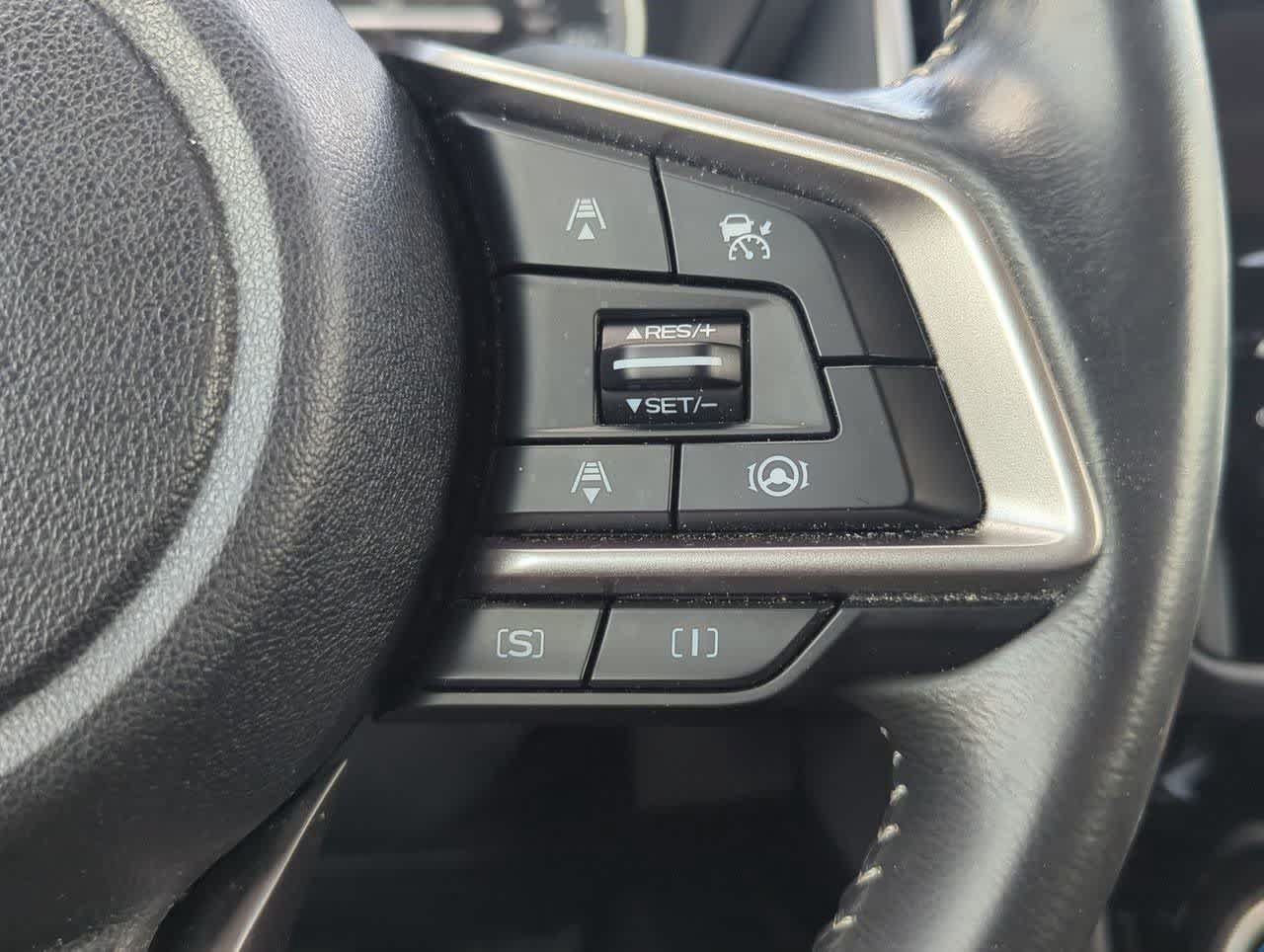 Used 2023 Subaru Forester Premium AWD/4WD image 18
