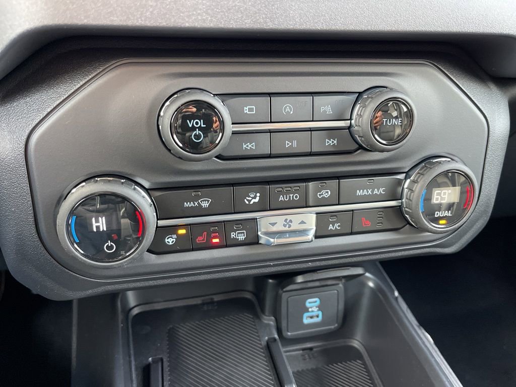 New 2025 Ford Bronco Outer Banks image 10