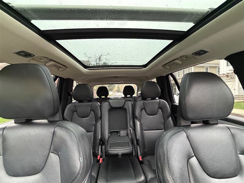 Used 2016 Volvo XC90 T6 Momentum image 40