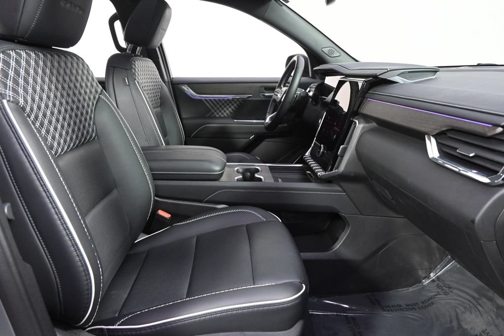 Used 2024 GMC Acadia Denali w/ LPO, Floor Liner Package AWD/4WD image 16