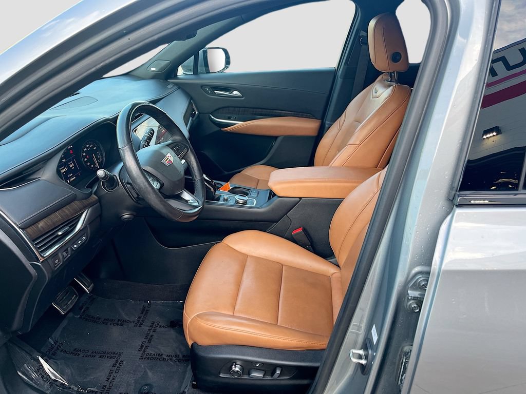 Used 2023 Cadillac XT4 Sport AWD/4WD image 22