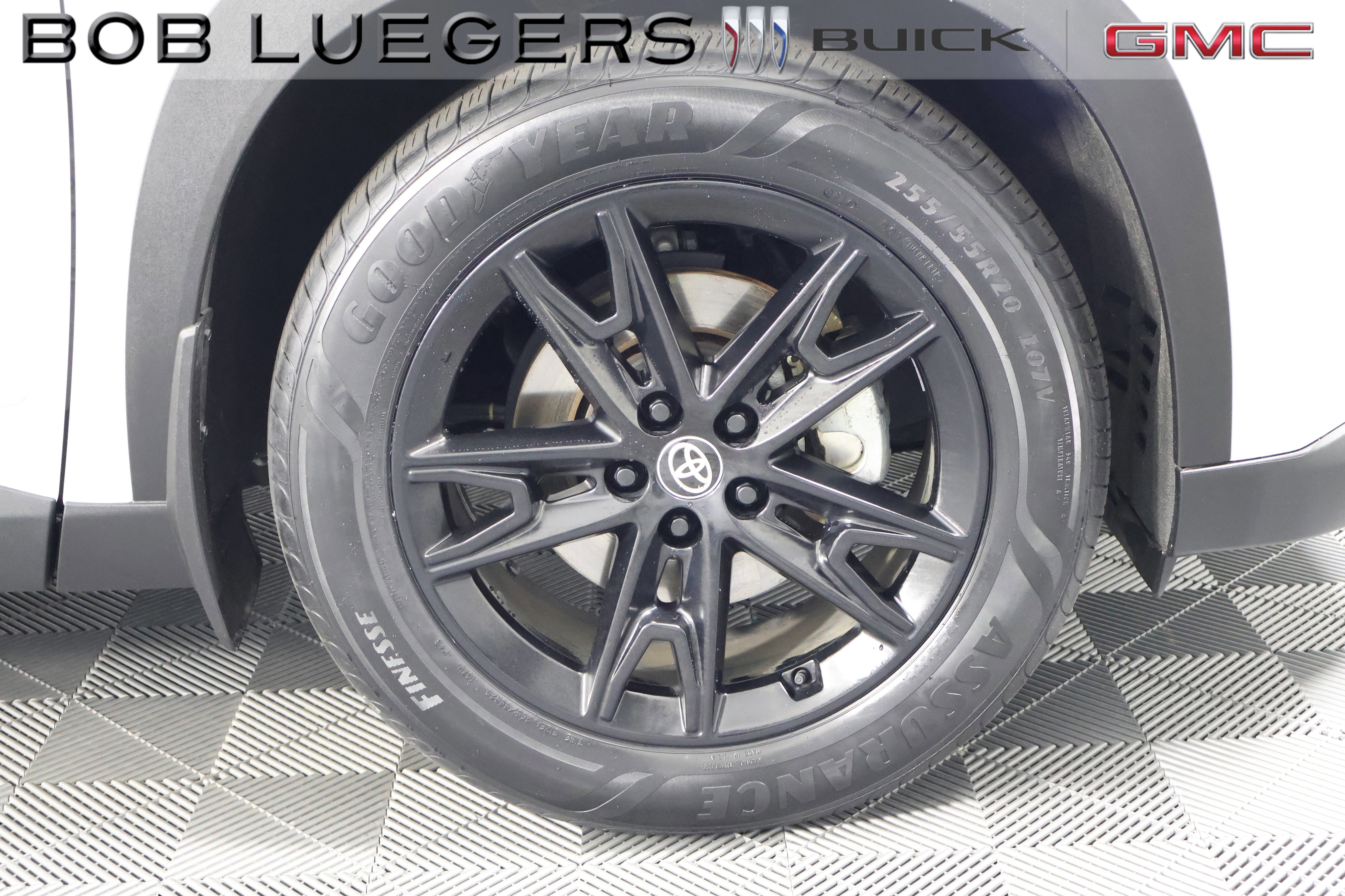 Used 2024 Toyota Grand Highlander XLE image 3