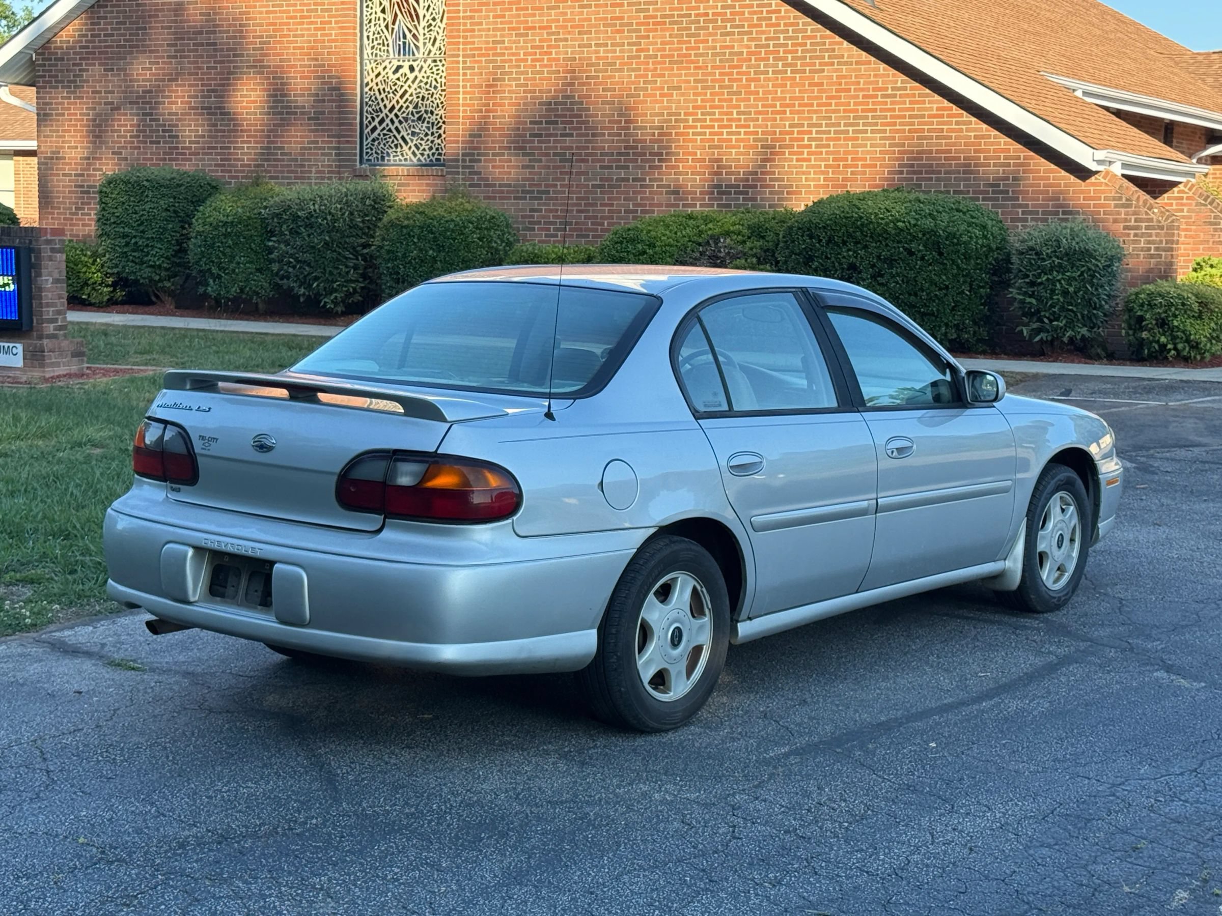 Used 2001 Chevrolet Malibu LS w/ Preferred Equipment Group 1 FWD image 5