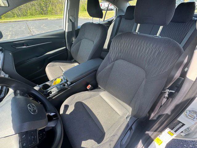 Certified 2025 Toyota Camry LE FWD image 9