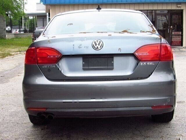Used 2011 Volkswagen Jetta SEL image 8