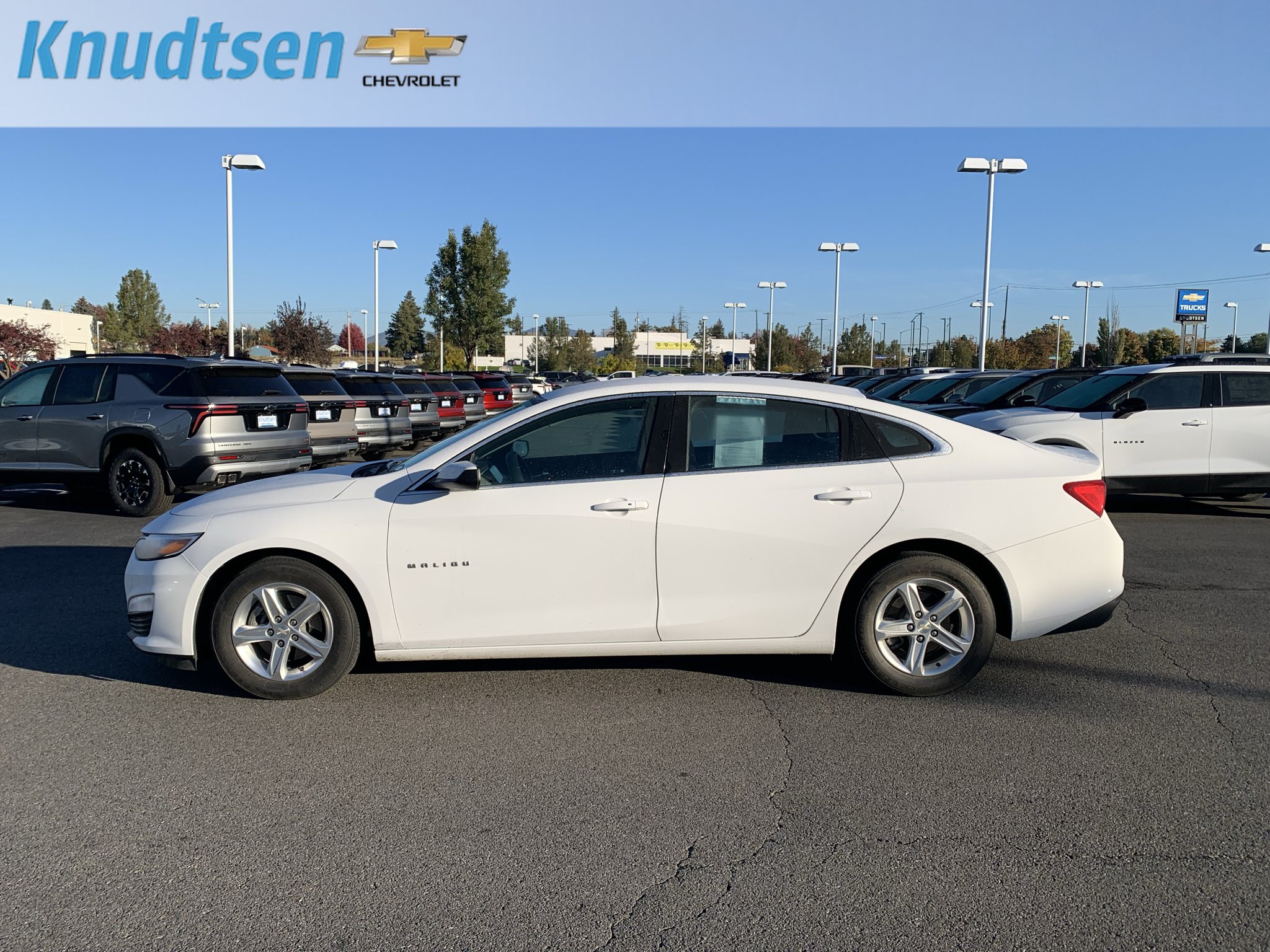 Used 2023 Chevrolet Malibu LS w/ Driver Confidence Package FWD image 4
