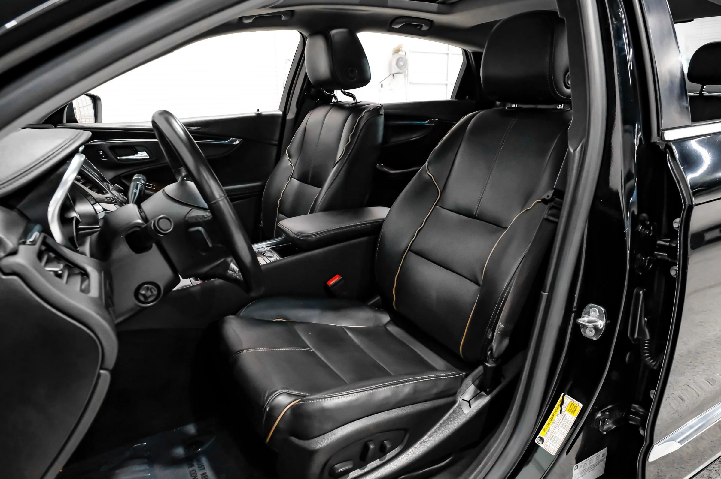 Used 2015 Chevrolet Impala LTZ image 38