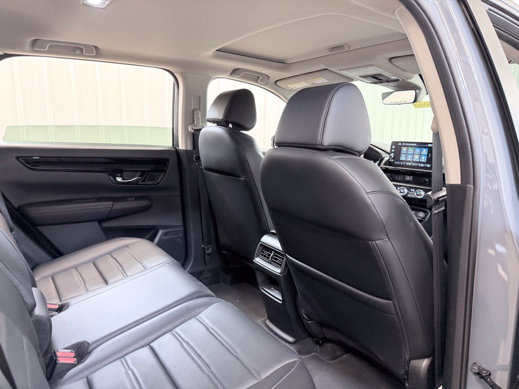 Used 2025 Honda CR-V EX-L image 32