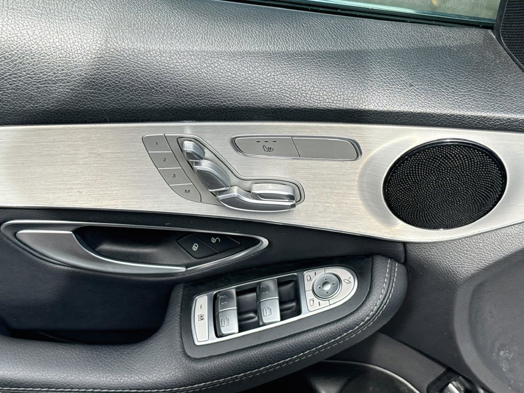 Used 2019 Mercedes-Benz C 300 Sedan w/ Premium Package image 19