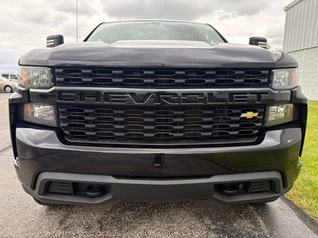 Used 2020 Chevrolet Silverado 1500 Custom w/ Custom Convenience Package AWD/4WD image 7
