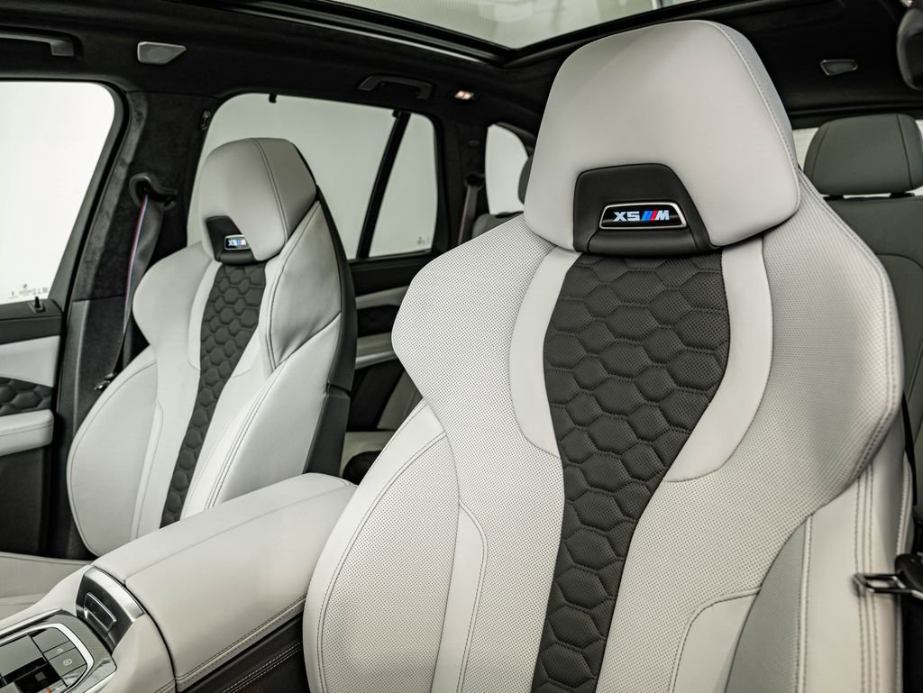 New 2026 BMW X5 M Competition w/ Executive Package AWD/4WD image 36