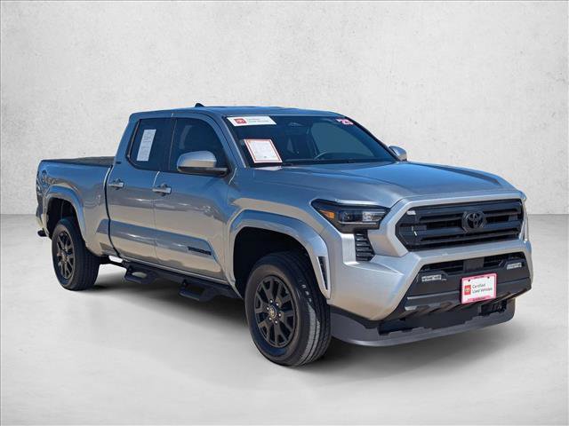 Certified 2025 Toyota Tacoma SR5 image 3