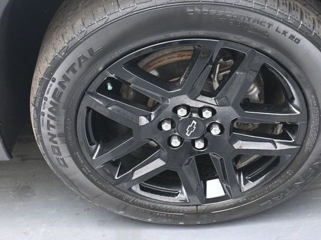 Used 2023 Chevrolet Traverse LT image 30