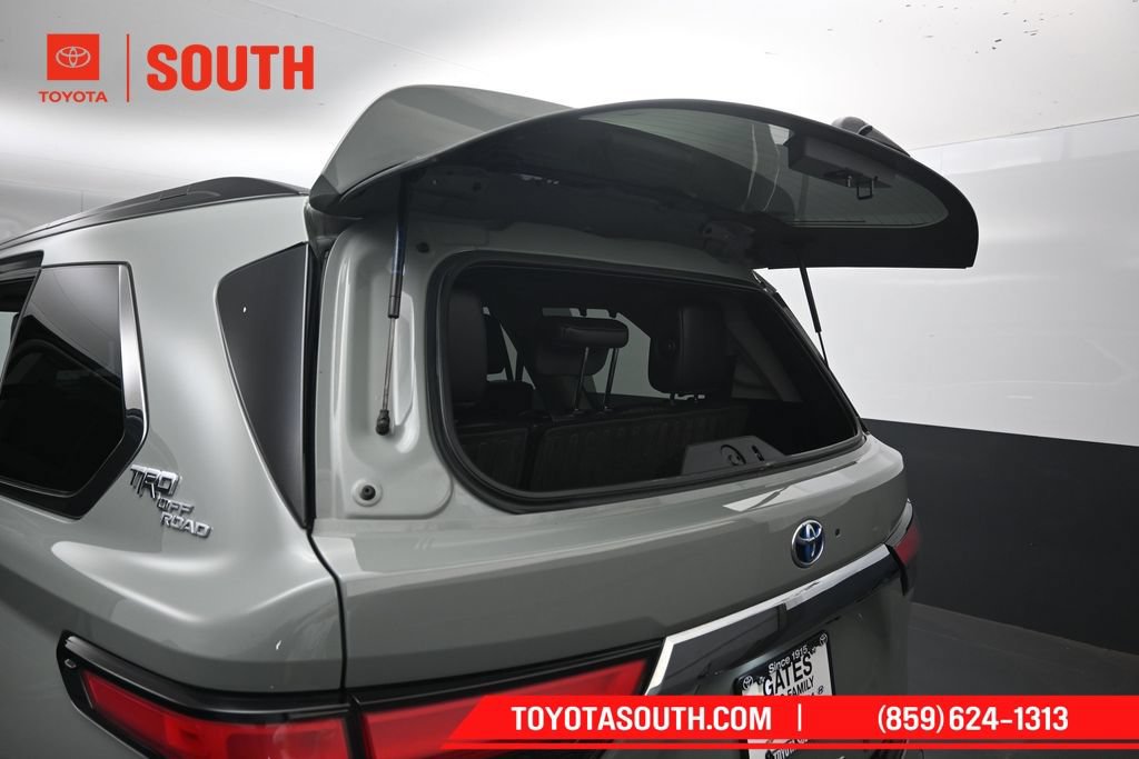 Used 2023 Toyota Sequoia Limited w/ TRD Off-Road Package AWD/4WD image 35