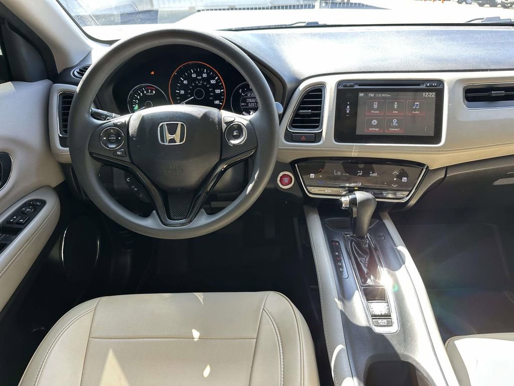 Used 2016 Honda HR-V EX image 10