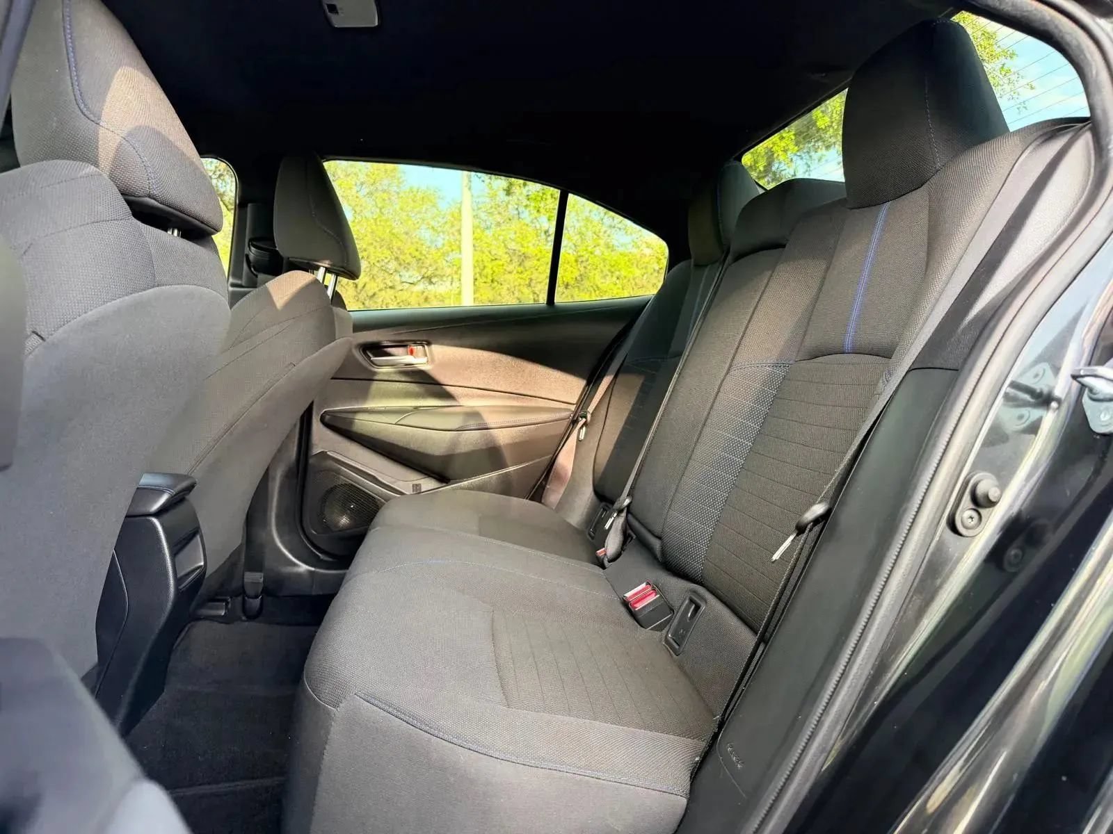 Used 2022 Toyota Corolla SE FWD image 17