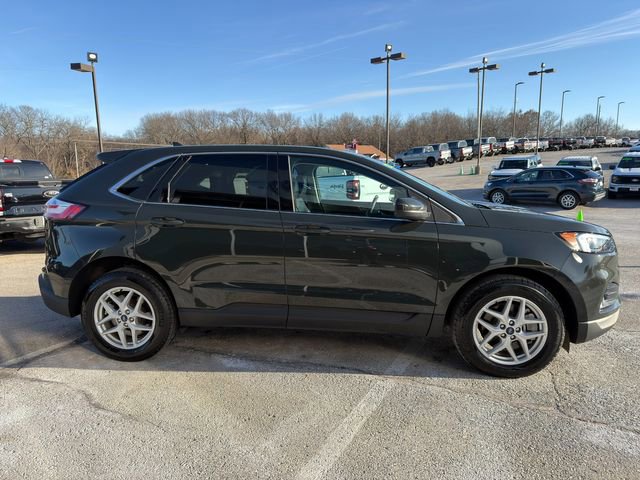 Used 2022 Ford Edge SEL w/ Convenience Package image 8