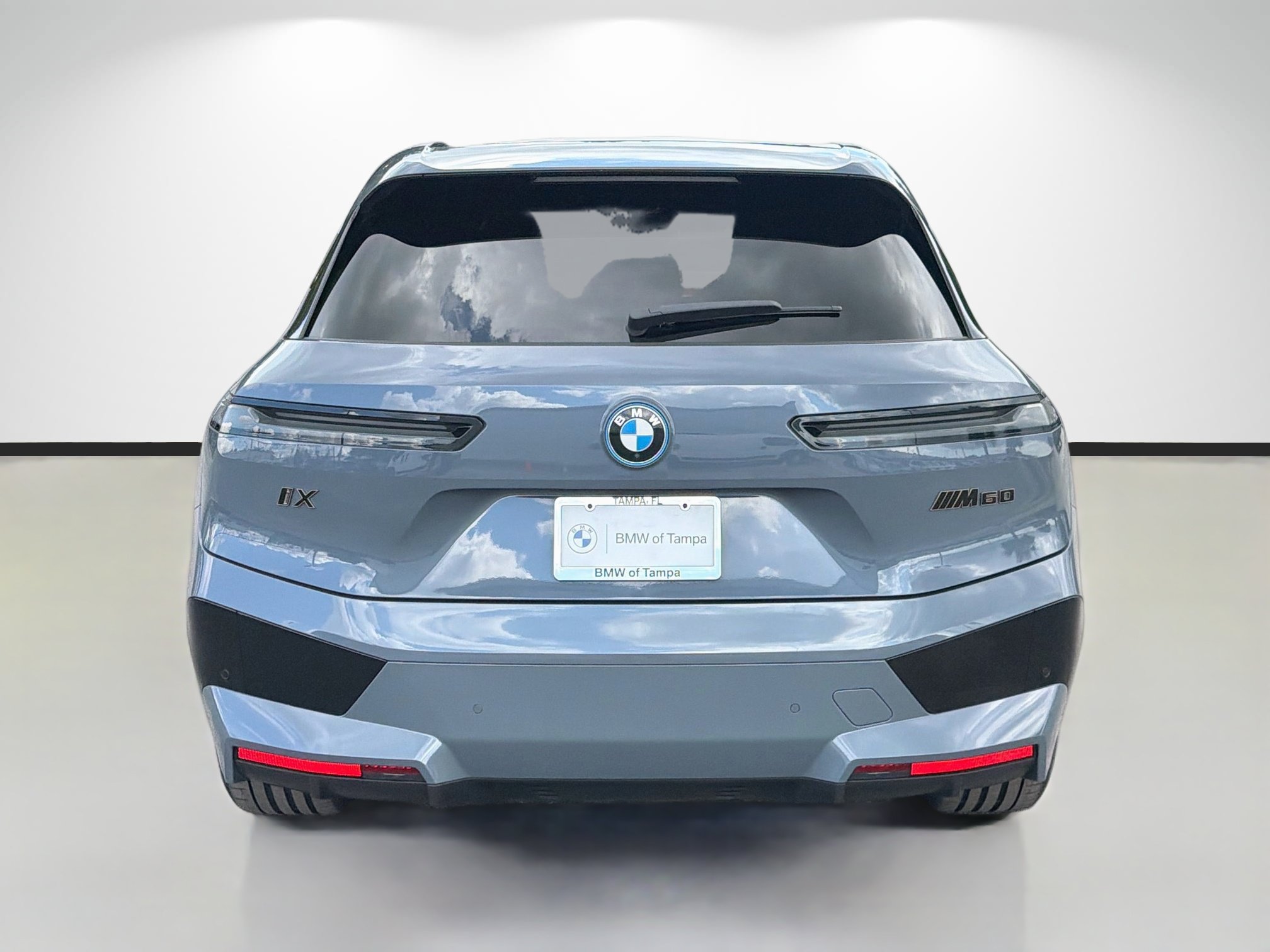 Used 2024 BMW iX M60 AWD/4WD image 4