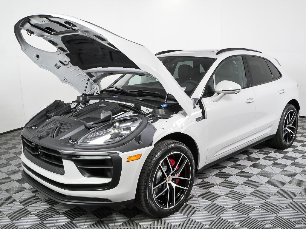 New 2026 Porsche Macan S image 33