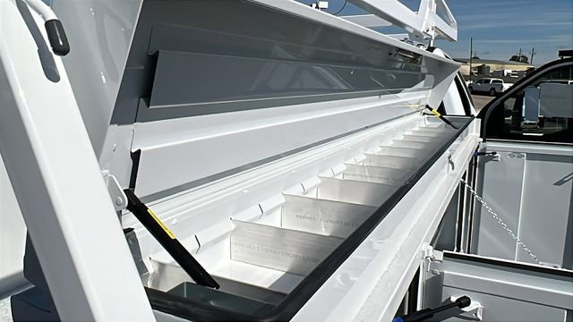 New 2026 Ford F250 XL w/ XL Chrome Package image 14