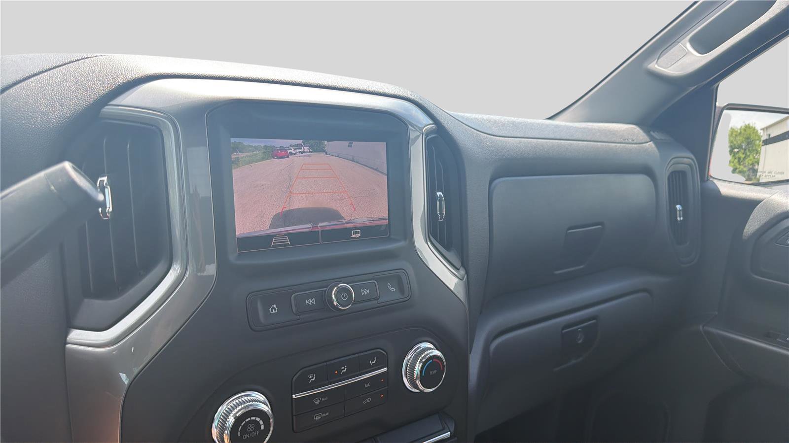 Used 2024 GMC Sierra 1500 Pro w/ Pro Value Package AWD/4WD image 18