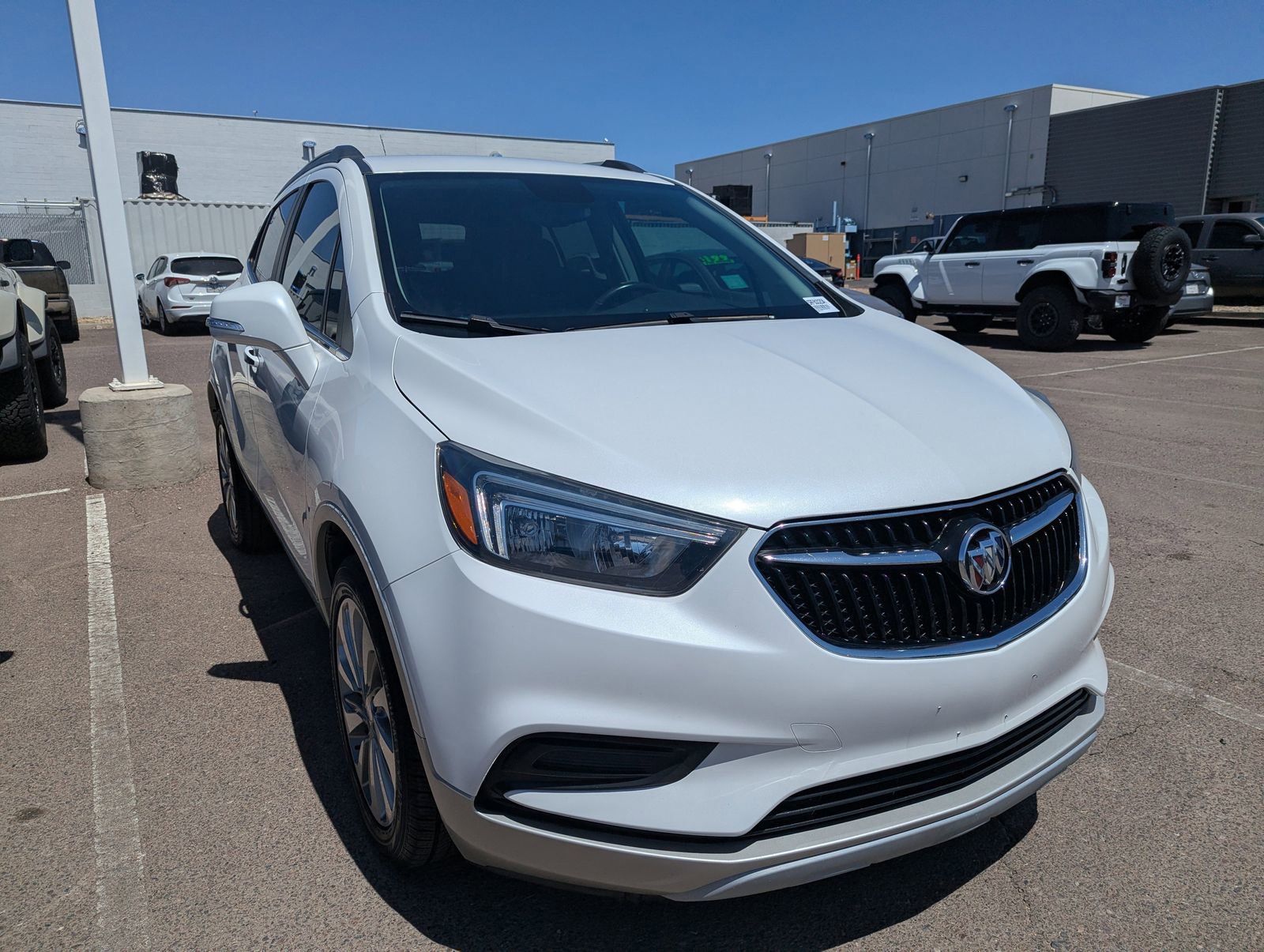 Used 2019 Buick Encore Preferred image 3