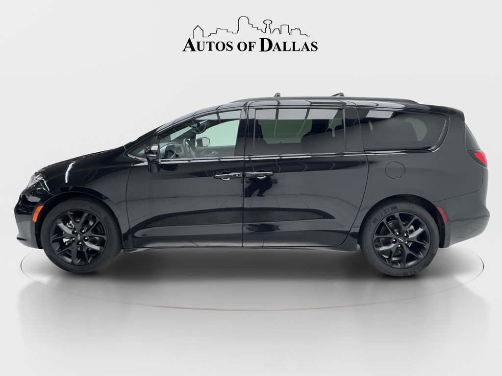 Used 2025 Chrysler Pacifica Limited FWD image 5