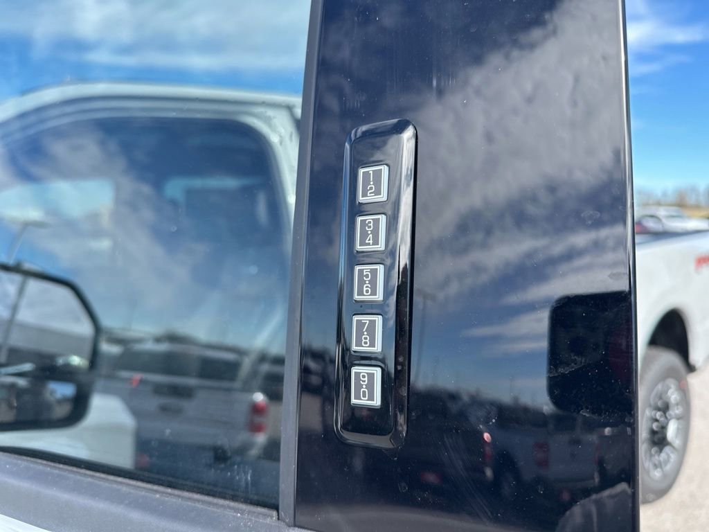 New 2026 Ford F250 Platinum image 53