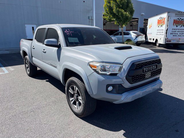 Used 2019 Toyota Tacoma TRD Sport w/ Technology Package RWD image 1
