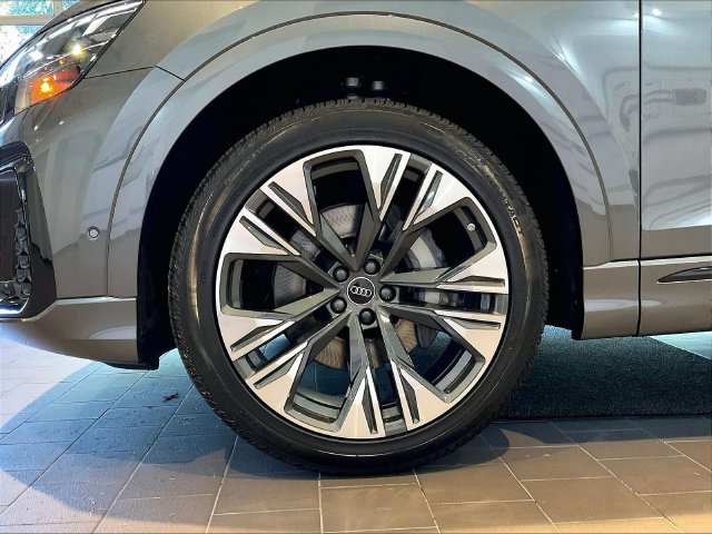 New 2027 Audi Q8 Premium Plus AWD/4WD image 16