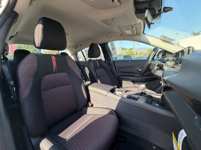 New 2027 Nissan Sentra SR w/ SR All Weather Package FWD image 28