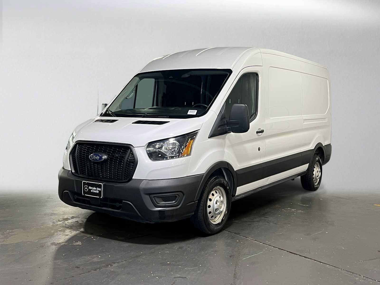 Used 2023 Ford Transit 250 Medium Roof AWD w/ Load Area Protection Package image 6
