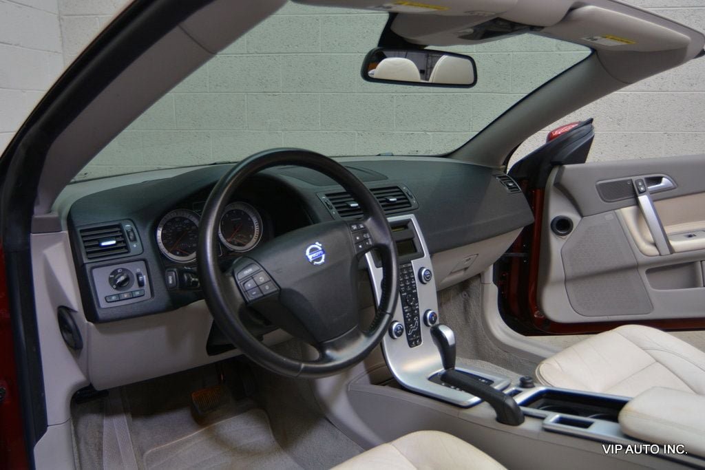 Used 2011 Volvo C70 T5 w/ Convenience Pkg FWD image 15