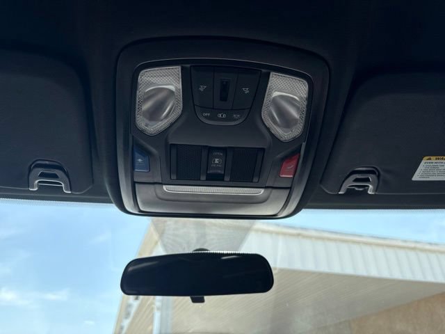 Used 2024 RAM 3500 Tradesman w/ Chrome Appearance Group AWD/4WD image 34