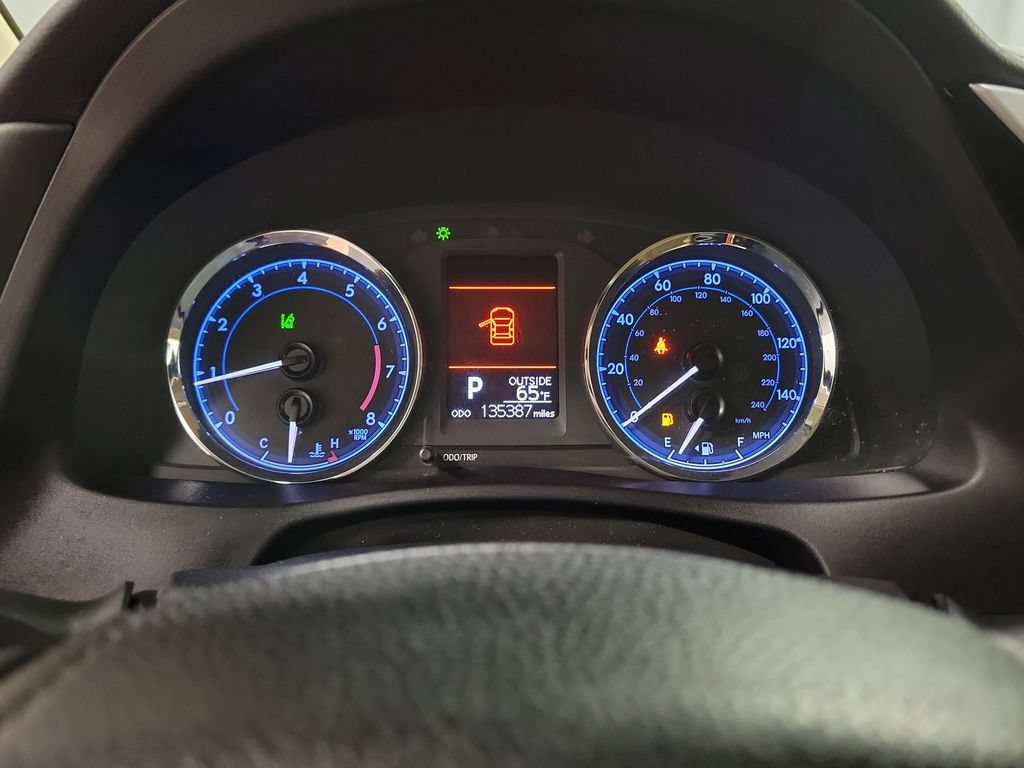 Used 2017 Toyota Corolla LE FWD image 23