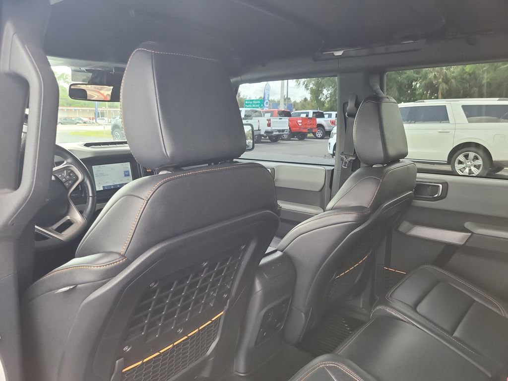 Used 2022 Ford Bronco Badlands AWD/4WD image 9