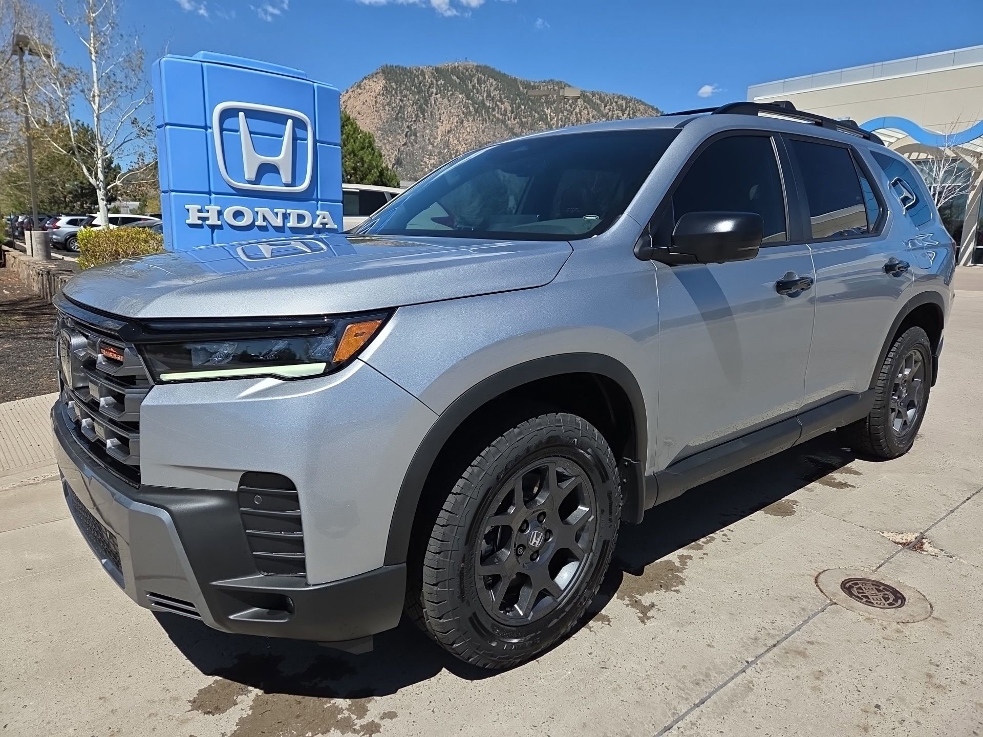 New 2026 Honda Pilot TrailSport image 1