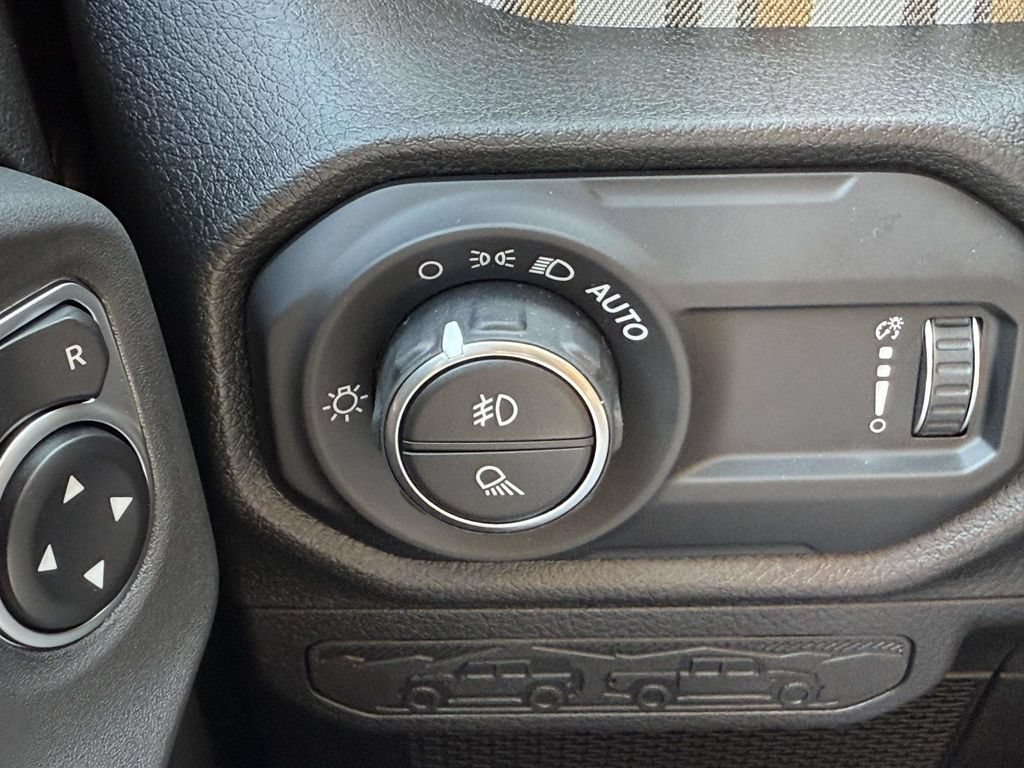 New 2026 Jeep Gladiator Sport AWD/4WD image 27