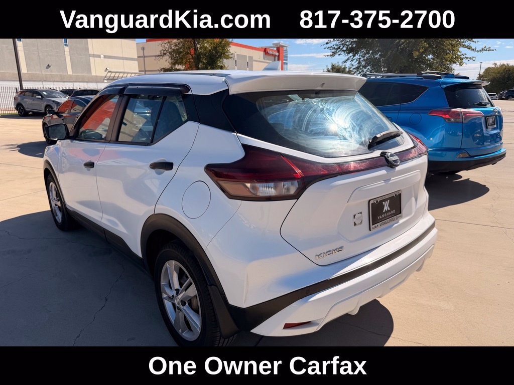Used 2023 Nissan Kicks S w/ Interior Electronics Package FWD image 2