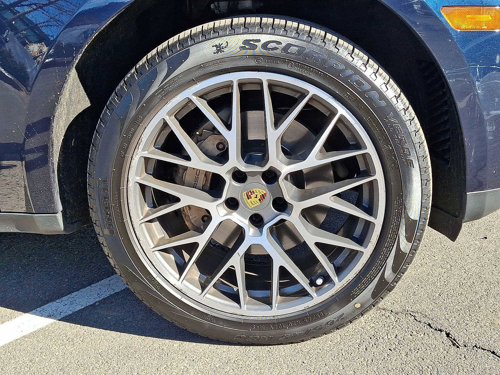 Used 2018 Porsche Macan S image 27